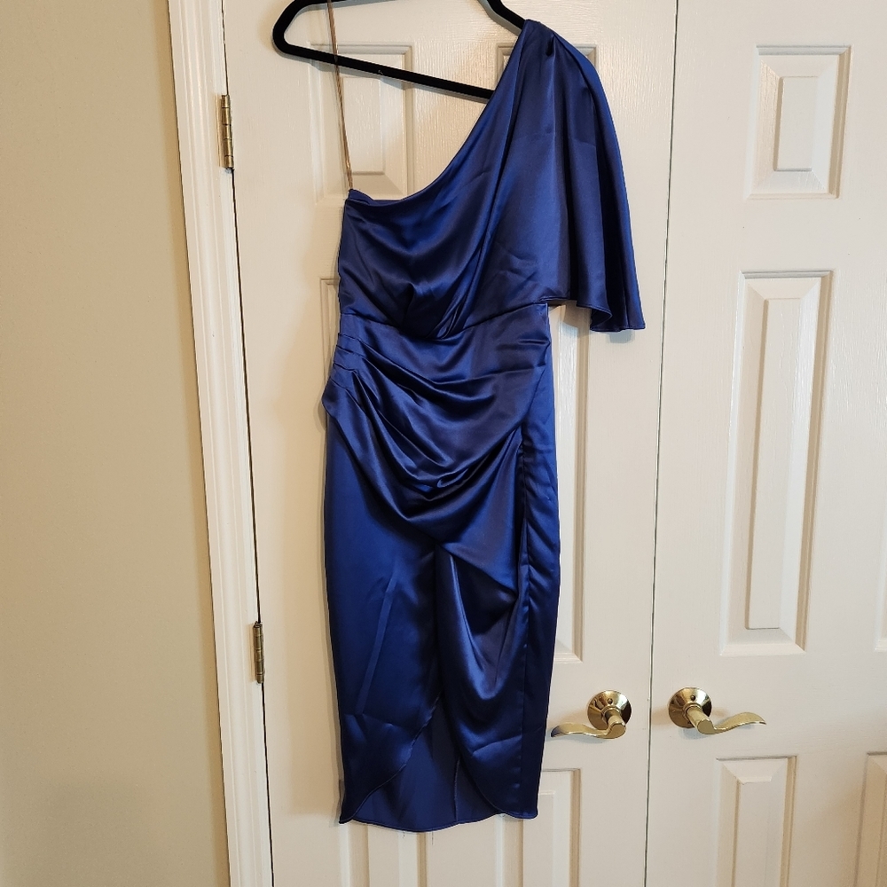 Bandit & the Babe blue Satin one shoulder cocktail formal dress sz medium midi